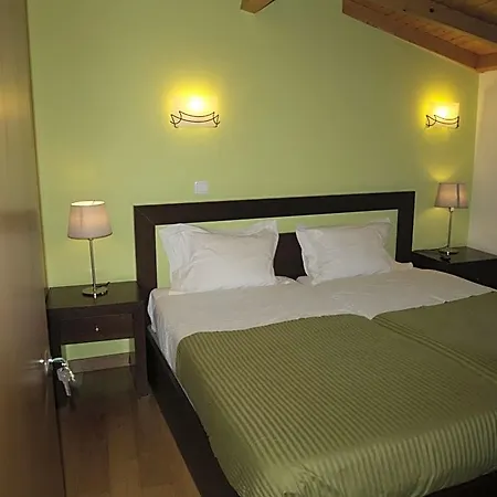 Alojamento de Acomodação e Pequeno-almoço Casa Princesa Peralta 3*