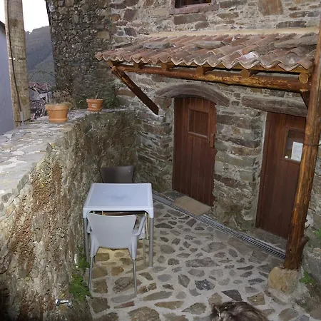 Casa Princesa Peralta * Lousa (Central Portugal)